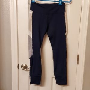 Lorna jane cropped leggings